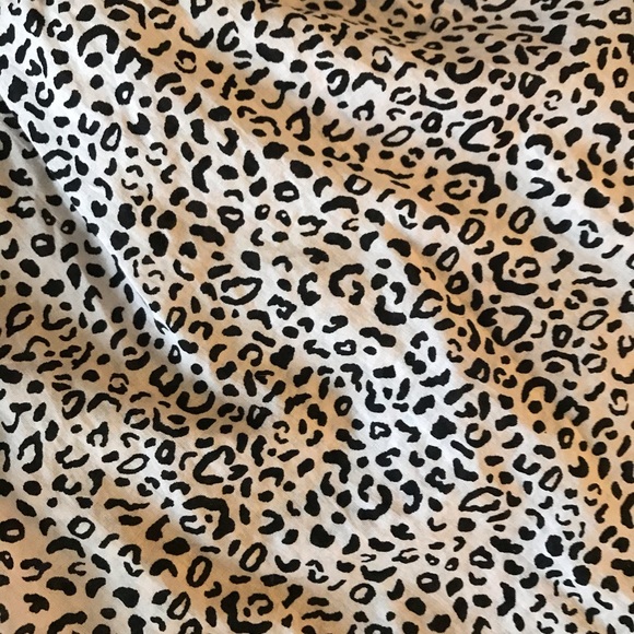 Cheetah blouse - Picture 2 of 4